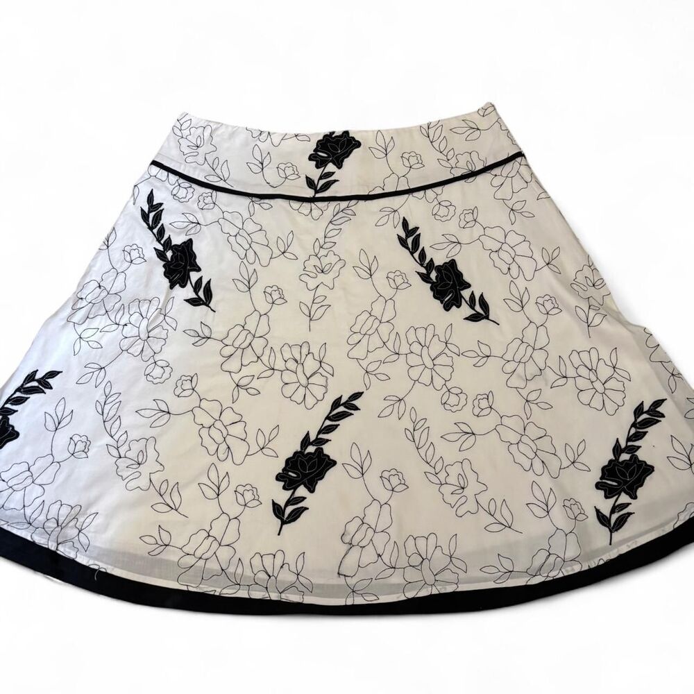 Liz-claiborne Women's White and Black Skirt